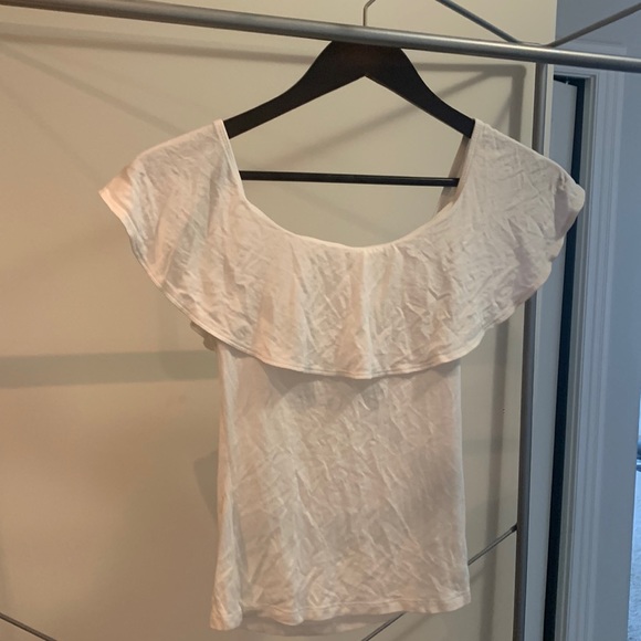 Can be worn as is or off the shoulder - Picture 1 of 1